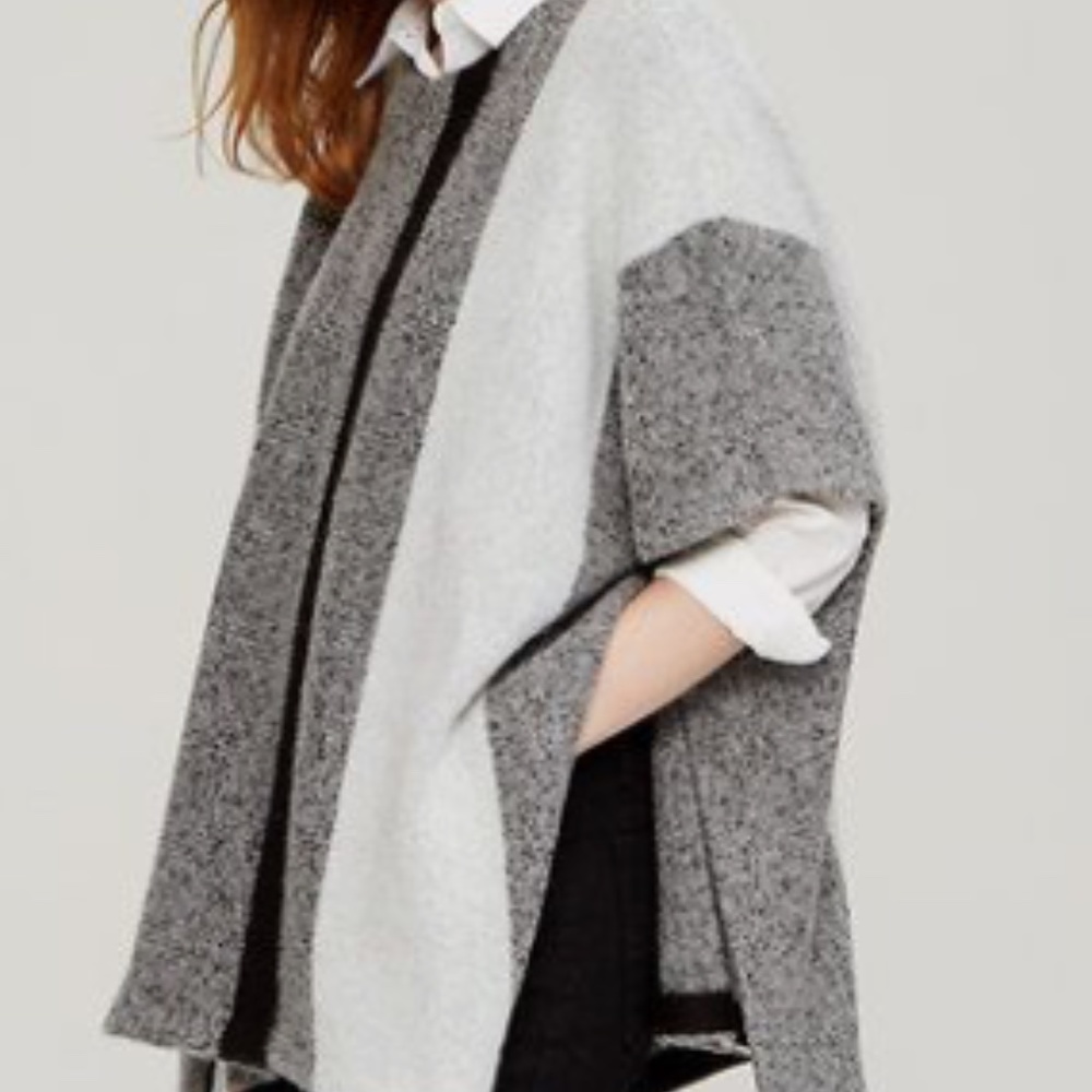 Loft Border Stripe Poncho Sweater Grey Black Sz M EUC